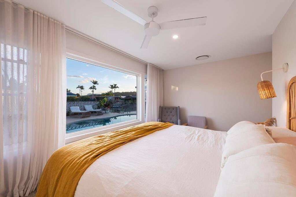 Holiday home Luxe Modern 4 Bedroom Waterfront