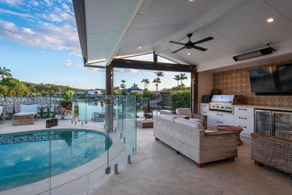 Holiday home Luxe Modern 4 Bedroom Waterfront